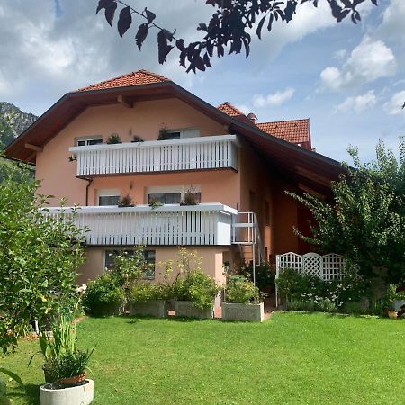 Apartma Metka Mojstrana Zewnętrze zdjęcie