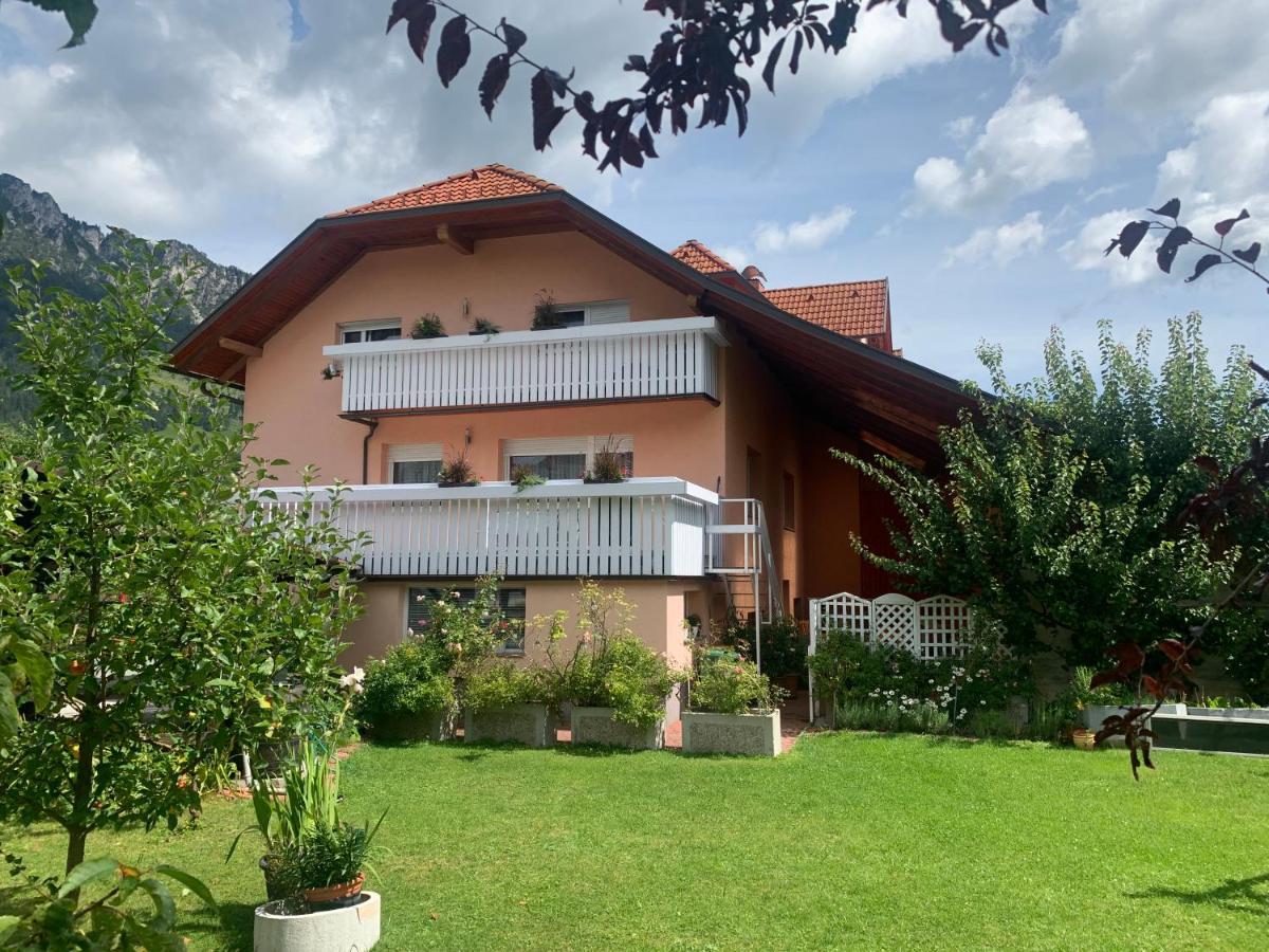 Apartma Metka Mojstrana Zewnętrze zdjęcie